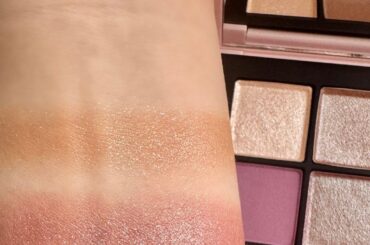 本日発売するNARSの限定アイシャドウパレットが気分。モードなピンクを目もとに纏って春を先取り【美容ライターの速レポコスメ】 | Vogue Japan