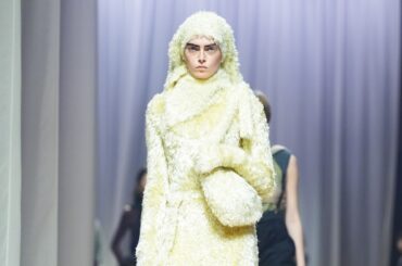 タン 2025-26年秋冬コレクション - インドへの旅 - ファッションプレス