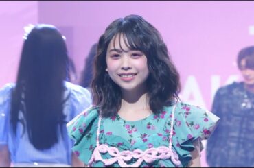 カジサックの15歳長女・梶原叶渚、ゆるふわヘアの春コーデで可愛すぎる笑顔全開のランウェイ　『TBS AKASAKA COLLECTION produced by TGC』