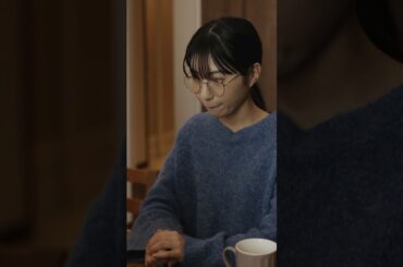 陰キャの裏の顔、知ってますか？？#続きはbumpで #ショートドラマ #不倫 #ダウトコール