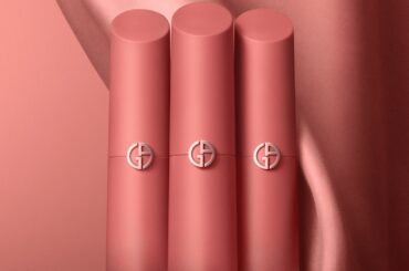 アルマーニ ビューティの人気リキッドルージュ「リップ マエストロ サテン」25年夏限定ヌードカラー - ファッションプレス