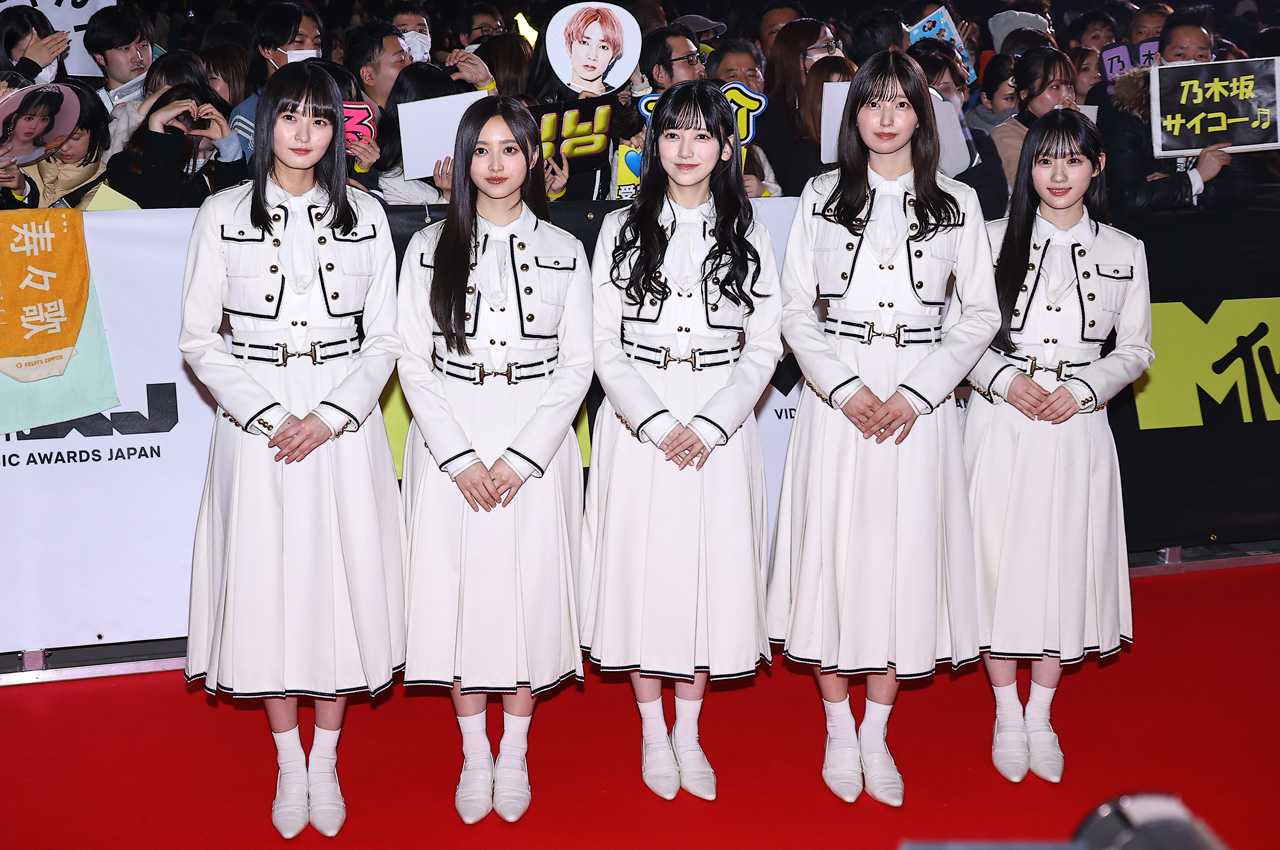 乃木坂46『MTV VMAJ』Pre-Showレッドカーペットに！笑顔でウォーキング5