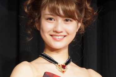 乃木坂46卒業発表の中村麗乃、夢のサラ役に「幸せ」　緊張しすぎて天然コメント「すみませんっ！」 | ORICON NEWS | 国内海外のニュース