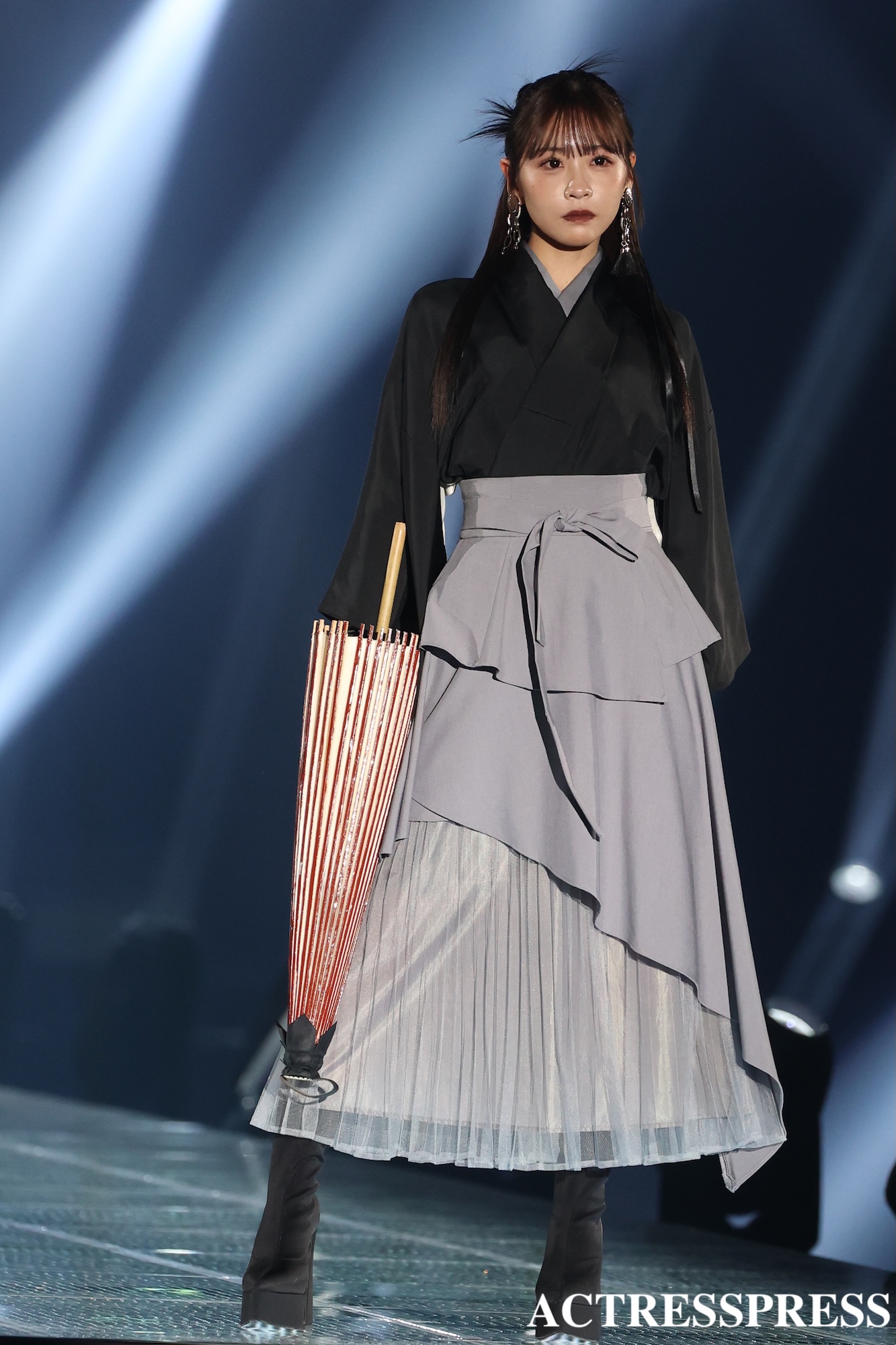 櫻井優衣（FRUITS ZIPPER）
