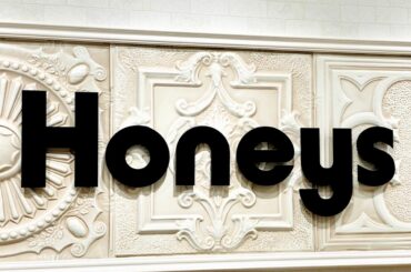 「自分好みの丈に切れる」って！【ハニーズ】“脚長効果”も狙える♡「優秀ボトムス」 - fashion trend news