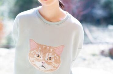 大園玲、櫻坂46特集『マガジン』で髪をまとめた純朴グラビア　表紙は藤吉夏鈴 | | ORICON NEWS