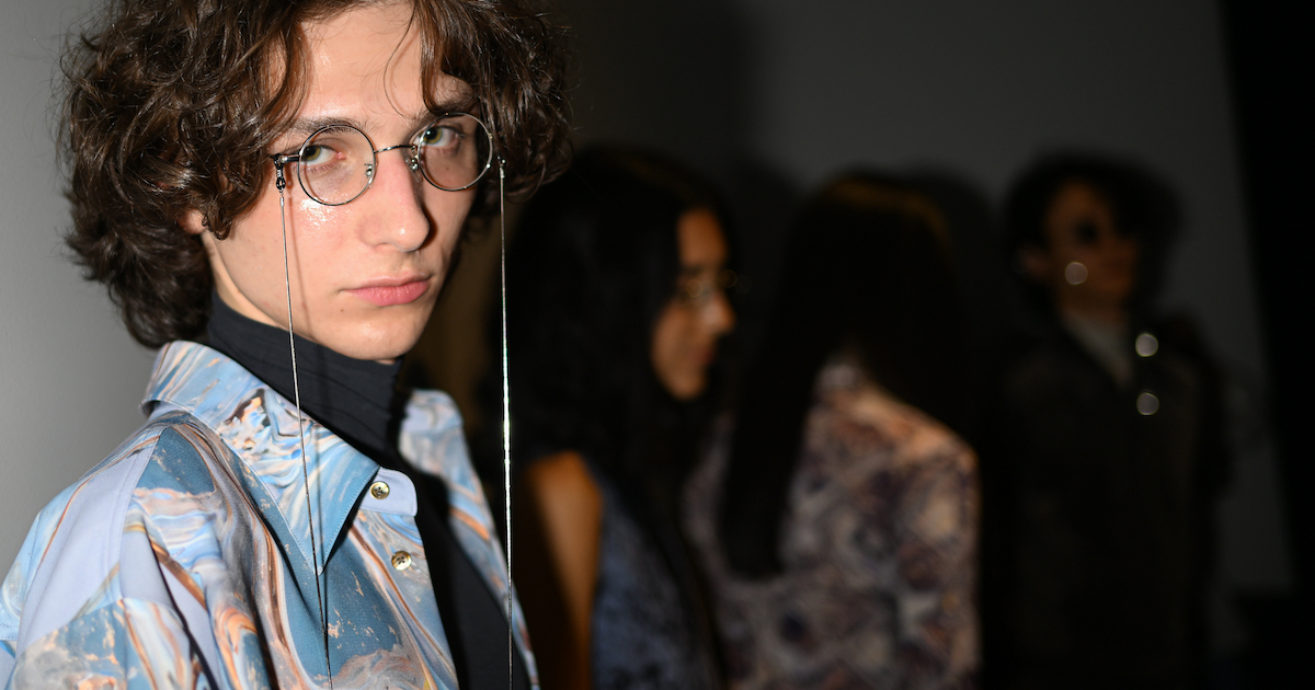 「ハトラ」の“瞬く”服 15年目でたどり着いた“リミナルウエア”の完成形 – WWDJAPAN 「ハトラ」の“瞬く”服 15年目でたどり着いた“リミナルウエア”の完成形 - WWDJAPAN