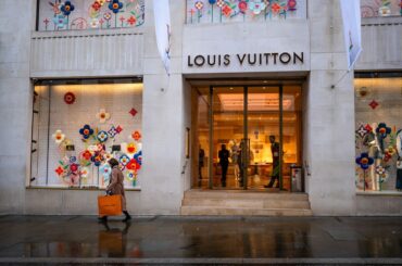 ＬＶＭＨ、主力のファッション事業売上高５％減－富裕層が買い控え - Bloomberg