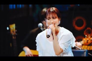 🎤✨【ライブレポート】武藤彩未が完全生バンドで届けた🎶🎸 活動休止前ラストライブ！🔥💫 デビュー時を思わせるショートボブも披露💇‍♀️🎵