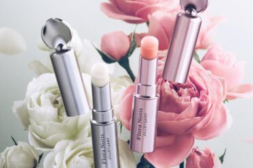 フローラノーティス ジルスチュアート25年夏コスメ、“まるでジュエリー”ローズ香るスティック香水 - ファッションプレス