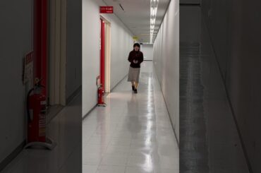 今話題のミスチルそっくりさん関真美さんの声が神すぎる #music #song #pop #shorts #ミスチル #ミスターチルドレン #桜井和寿 #ものまね #モノマネ #mrchildren