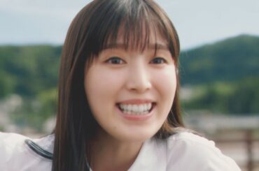 福本莉子、新潟県三条市の大自然の中で叫ぶ！　エアコン『ＲｅＬａＬａ』新TVCM「もっと知ってほしい」篇「なんで快適なの」篇