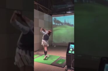 元SKE48 後藤楽々 シミュレーションゴルフ #スカート、ひらり