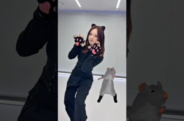 🐾^. .^ഒ #NiziU #니쥬 #RIO #리오 #LOVELINE #NiziU_LOVELINE #NiziU_Korea_Comeback #니쥬한국컴백