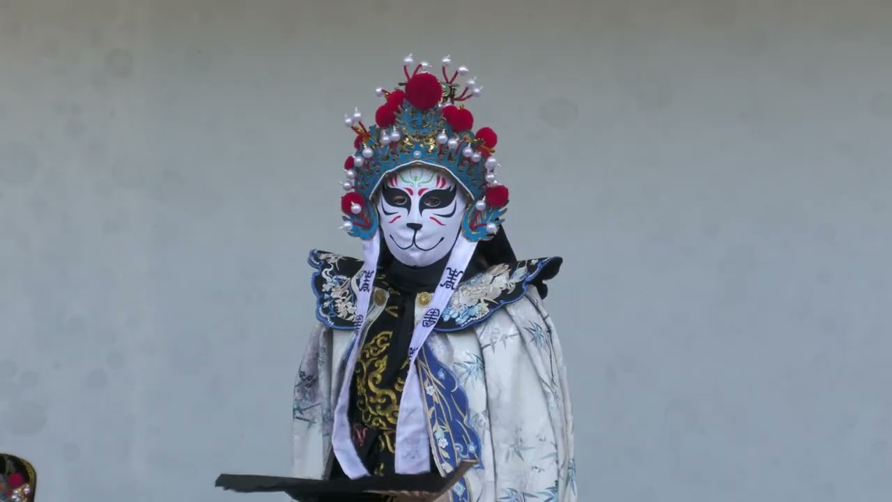 変面師 小林奈々・幾・香丹 九蘭変面ショー 稲佐山つつじまつり2025 稲佐山公園野外ステージ 2025年4月27日 変面師 小林奈々・幾・香丹 九蘭変面ショー 稲佐山つつじまつり2025 稲佐山公園野外ステージ 2025年4月27日