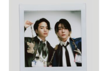 NYLON JAPAN創刊21周年記念号に《大森元貴（Mrs. GREEN APPLE）》《菊池風磨（timelesz）》が登場！　豪華中面ピンナップ付き!! - NYLON JAPAN