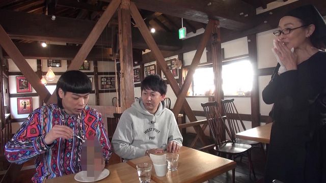 バッテリィズ、グルメ番組初登場　チョコレート店のこだわりに驚き→店員の説明に抗議