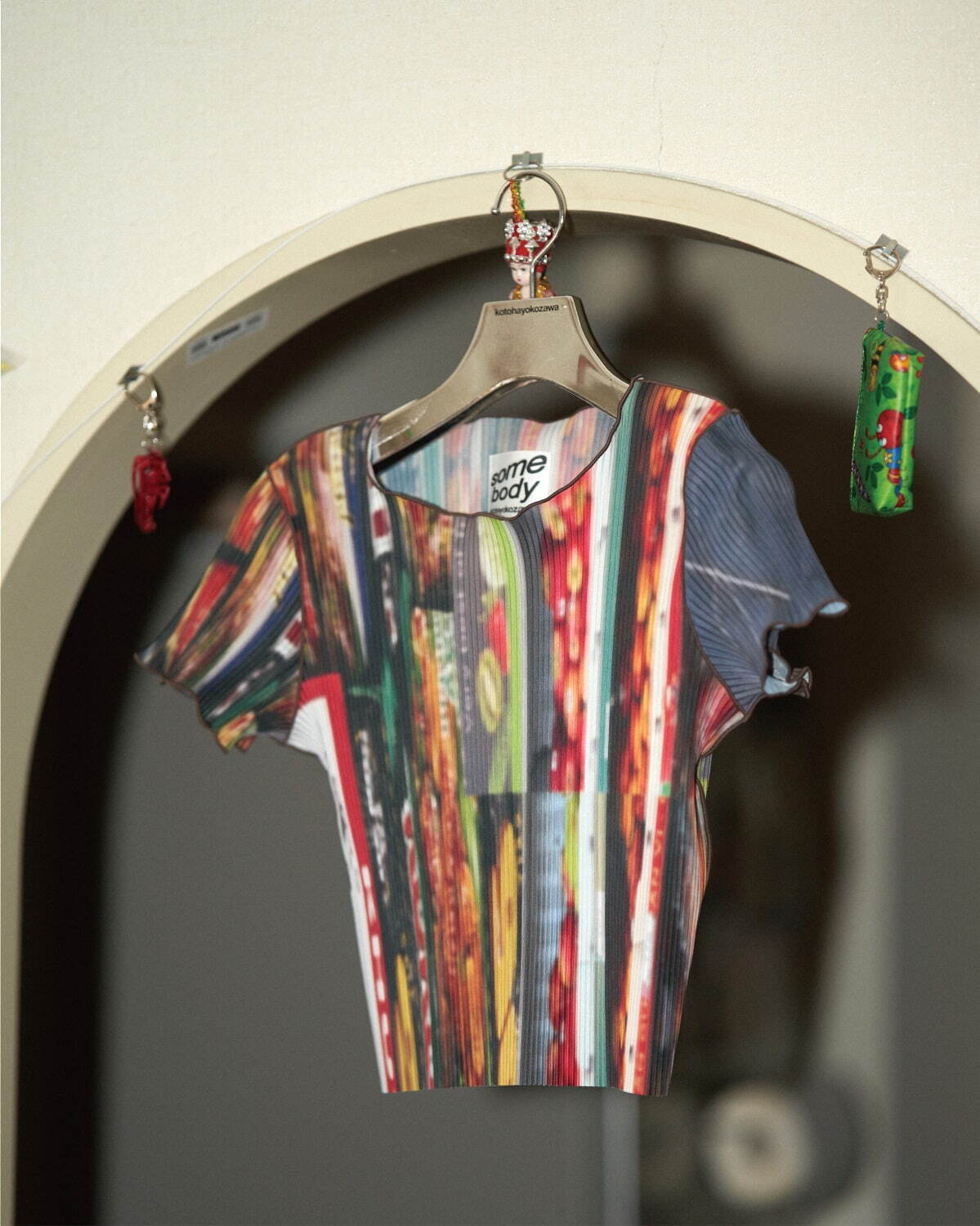 GRAPHIC SCRAP TINY TOP 22,000円