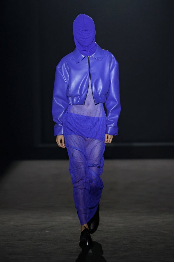 エニャウトの 'Ecdisis 'コレクションのルック