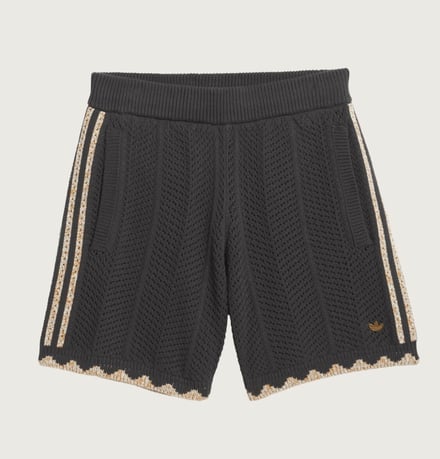 アディダス　クロット　コラボ　アパレル