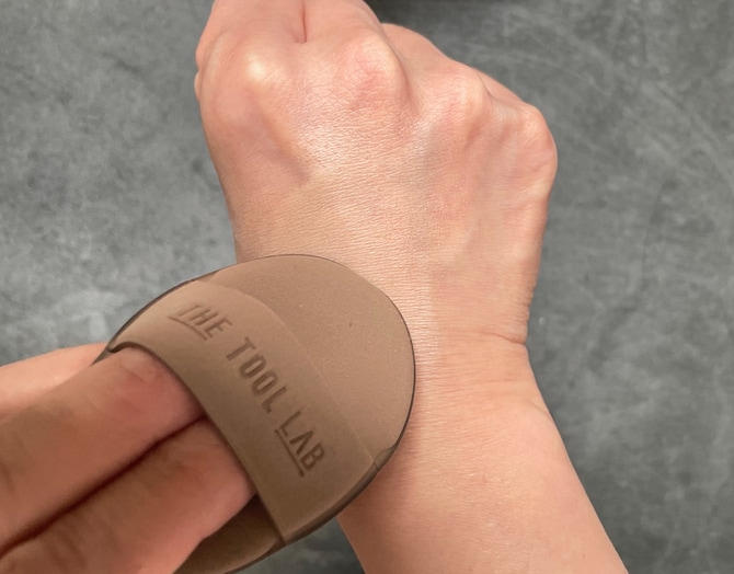 プチプラクッションファンデがピタッと密着しツヤとキレイが持続する！毛穴隠しとしても超優秀！_img9