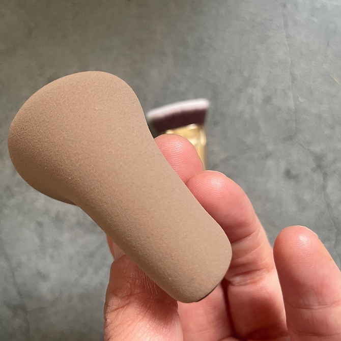 プチプラクッションファンデがピタッと密着しツヤとキレイが持続する！毛穴隠しとしても超優秀！_img5