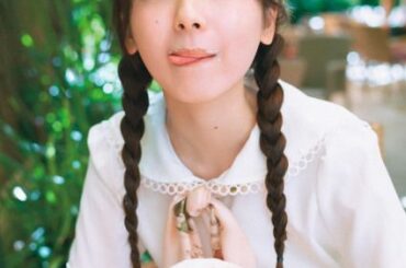 乃木坂46筒井あやめ、三つ編み姿であざとい舌ペロショット　写真集から新カット公開 | | ORICON NEWS
