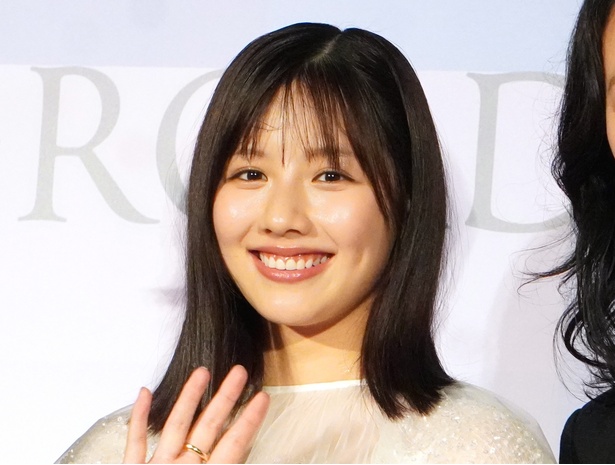 試写会に登場した渡邊美穂