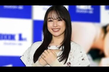 【話題沸騰】桜井日奈子の“眼鏡×制服”姿が可愛すぎる件…！ファン悶絶「語彙力消失」その魅力に迫る【神オフショット公開】✨📸💖👓