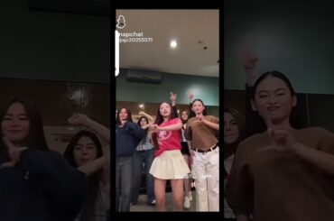 أنظروا إلى الممثلات الحلوات يرقصون على غنية جيني ♥ 🌸