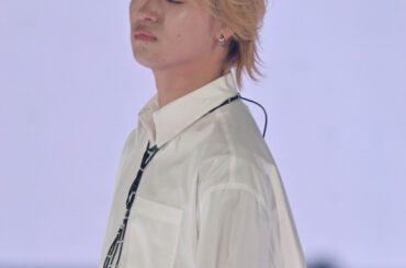 【ガルアワ】ゲンジブ・大倉空人、笑顔封印ランウェイ　”アイドルウインク”で会場を虜に | ORICON NEWS | 国内海外のニュース