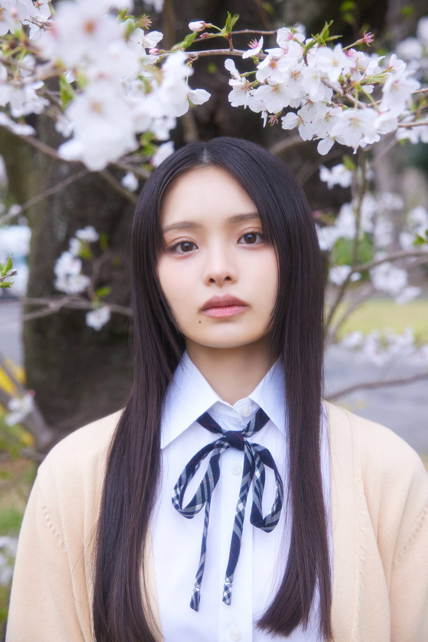 櫻坂46四期生撮り下ろし写真＆手書きプロフィール公開！第3弾は目黒陽色&浅井恋乃未 - 画像一覧（2/5）