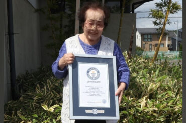 102歳にしていまだ現役！ポーラ美容部員の堀野さんがギネス記録更新　研修や勉強会にも休まず参加 - WWDJAPAN