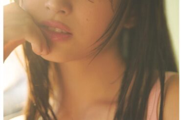 「もったいない！」乃木坂46・井上和の初写真集から“あふれ出す未収録カット”が話題…規格外の大ボリュームでランキング初登場1位［エンターテイメントベストセラー］ | ニュース | Book Bang －ブックバン－