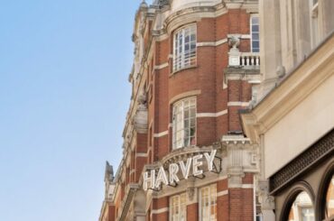 ハーヴェイ・ニコルズ、ファッションとビューティへの注力を強化 他部門の雇用が危機にさらされる中 - FashionNetwork 日本