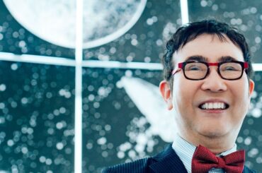 なぜ人間だけが老化と死を恐れるのか？【「火の鳥」展を通して福岡ハカセと考える、生命と美：前編】 | Vogue Japan