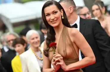 ファッションは保守化しているのか？　カンヌの“ネイキッドドレス禁止”から見えること - WWDJAPAN