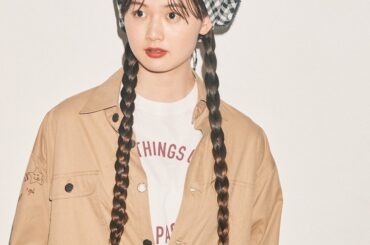 オールインワンからチラリ見せるなら、メッセージTシャツが良い。【FUDGE 5月号連動企画-この夏の相棒Tシャツ | DAY 12】 | FUDGE FRIEND | ファッション