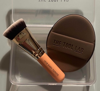 【ロフトで初夏の崩れない韓流メイク】新感覚ぷにぷにブラシ、プロ愛用1100円感動アイテムも！「中の人」が推す韓国メイクグッズ_img2