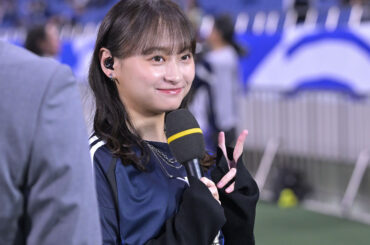 「銀河一の可愛いさ」「スタイルやば!」元日向坂46影山優佳さんが代表選手との仲良し3ショット披露 - gekisaka.jp