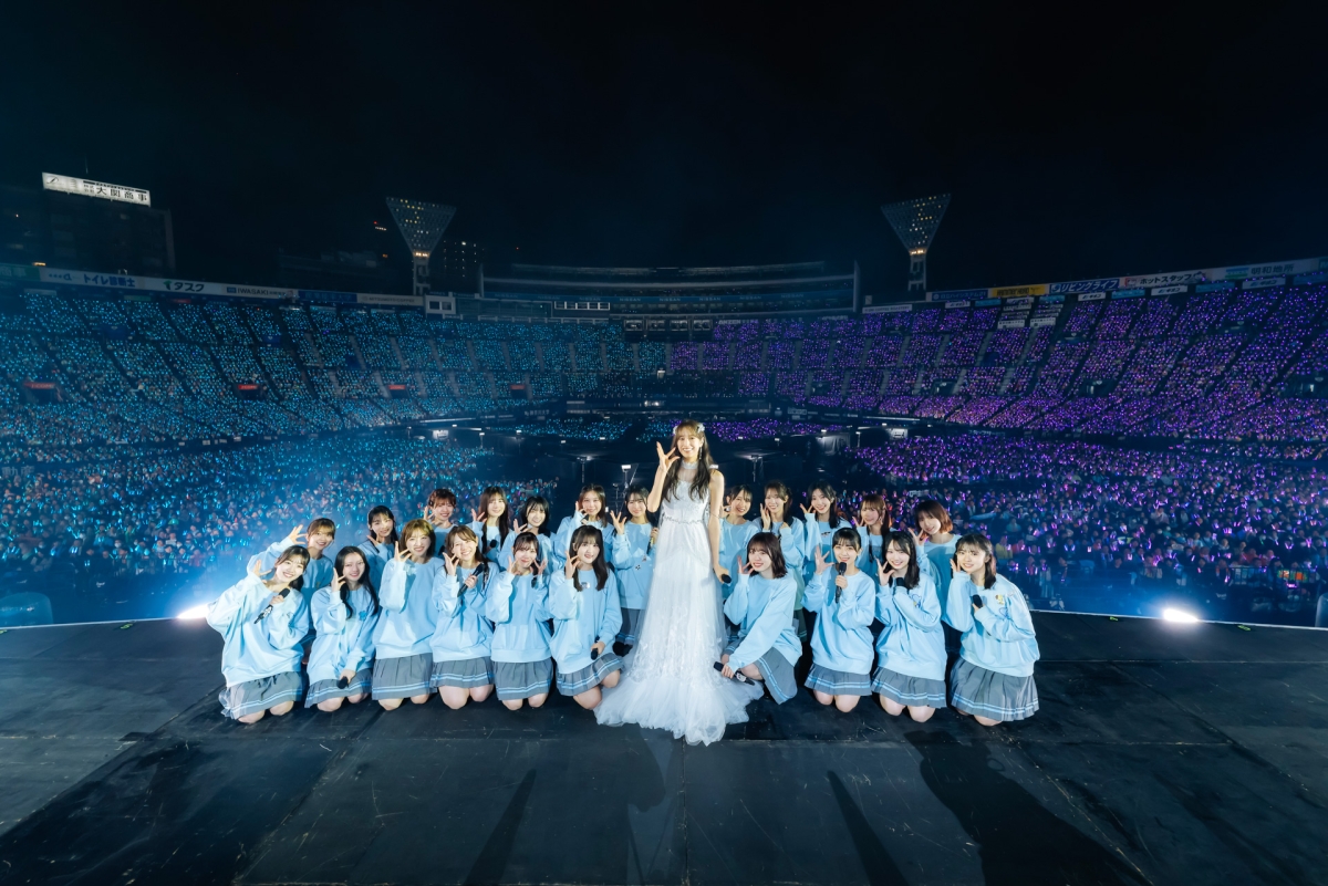 日向坂46の6周年ライブにグループを卒業した一期生メンバーもサプライズで登場！ グループを支え続けたキャプテン・佐々木久美の卒業を祝う