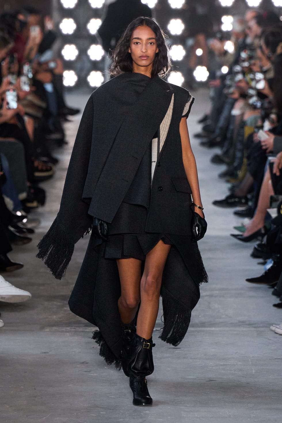 sacai