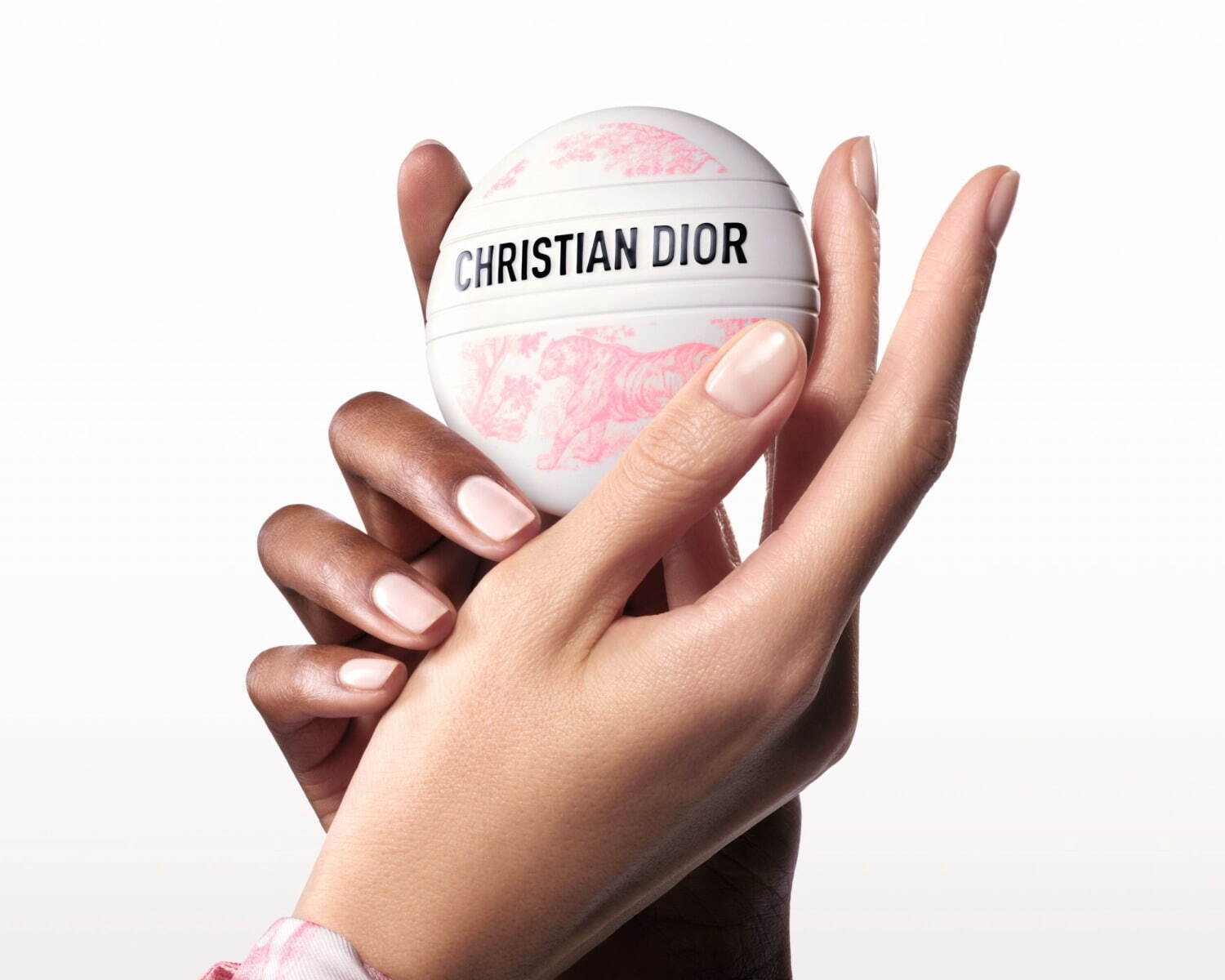 ディオール25年夏コスメ、“南仏への旅”着想アイシャドウ＆アクア ブルーに輝くリップ マキシマイザー