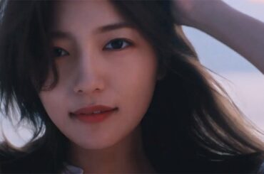 川口春奈、海辺で美しい髪をなびかせる「私の髪、最強かも」　＆be HAIR新CM「always be together」