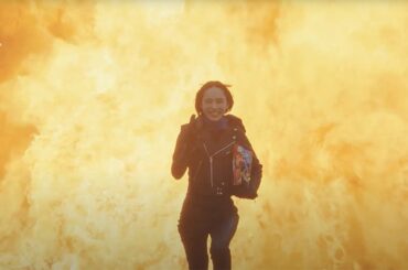 井桁弘恵、特撮ドラマ風CMで「瀬戸しお仮面」に！爆破をバックにダッシュも