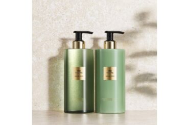 アルマーニ ビューティ「ユーロン」香りのボディケアが登場　中国の雲南地方の茶畑をイメージ