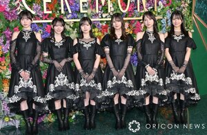 『CEREMONY』カーペットに登場した日向坂46（左から）高橋未来虹、藤嶌果歩、正源司陽子、小坂菜緒、金村美玖、上村ひなの （C）ORICON NewS inc.