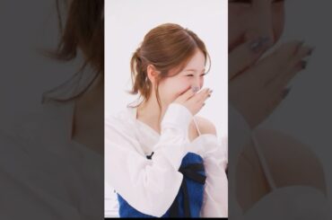 自分が言ったことにツボるアヤカちゃん笑笑#niziu #니쥬 #アヤカ #AYAKA #아야카 #LOVELINE #かわいい