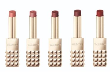 ヴァレンティノ ビューティ、“ゴールドスタッズ”煌めくリップに「ルネサンス期の絵画」着想25年秋新色 - ファッションプレス