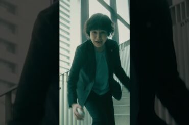 #恋は闇 💙第5話より🧡 　キュンは突然に…💓　−−　完全に乙女な顔な、夏代ちゃん😍正聖、ナイスキャッチ👍🍙 #志尊淳#岸井ゆきの#白洲迅#望月歩#猫背椿#こいやみ#日テレ#shorts